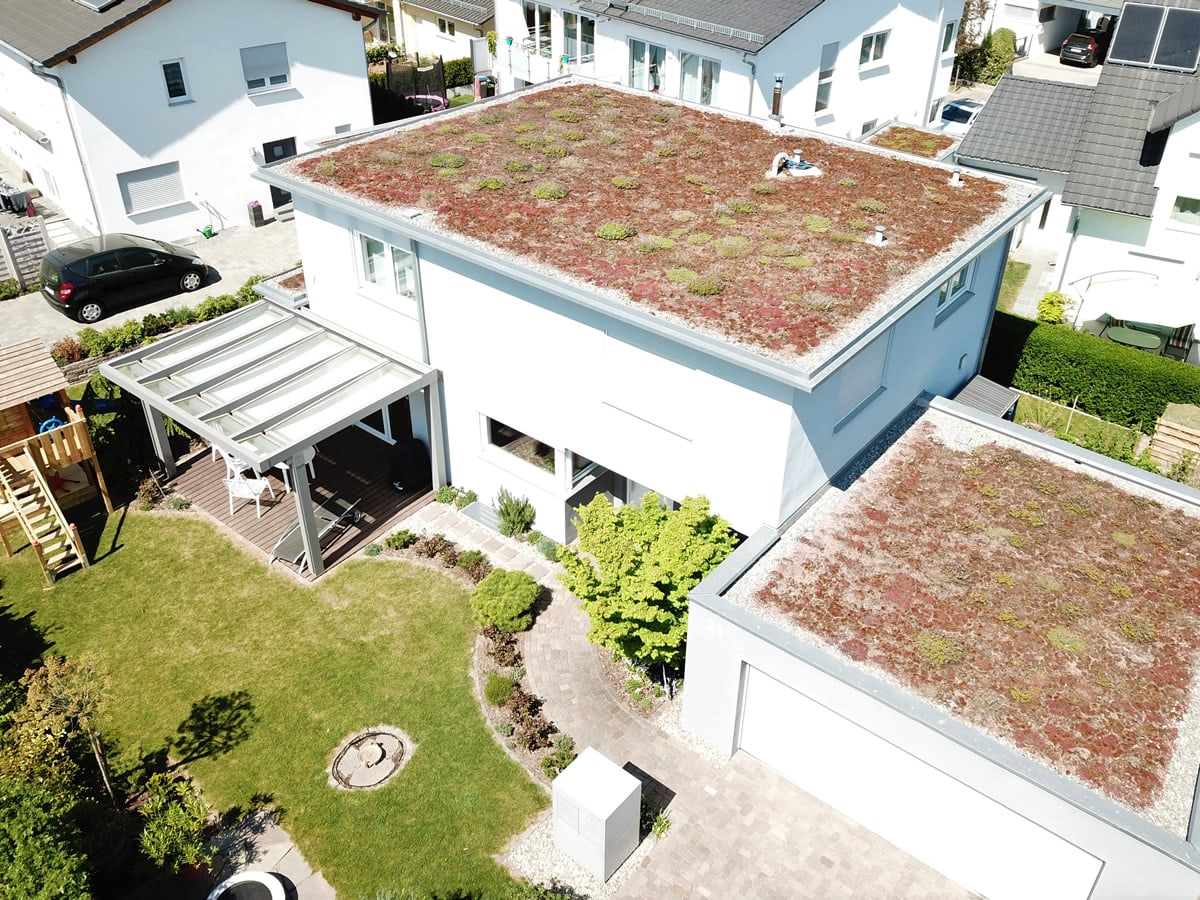 Neubau Einfamilienhaus mit Doppelgarage 2014 - Ansicht Drohnenaufnahme
